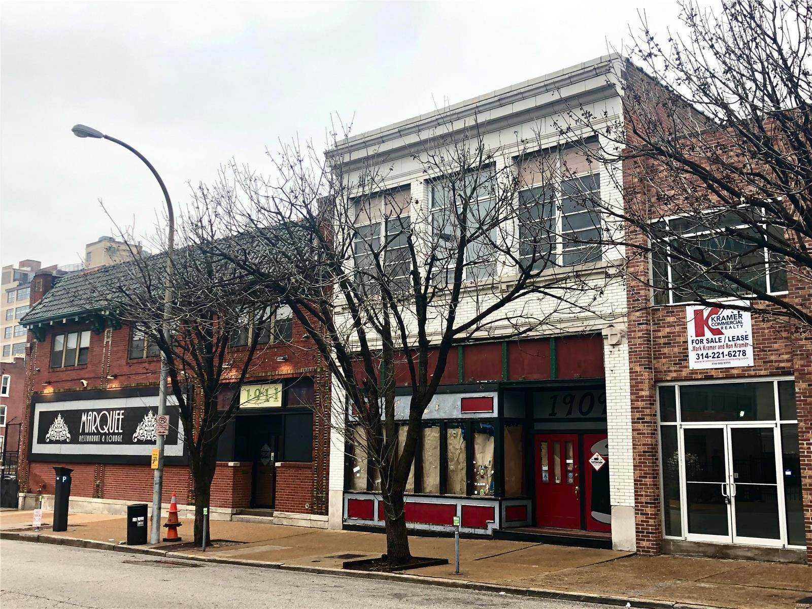 Commercial for Sale at 1909 Locust Street St. Louis, Missouri 63103 United States