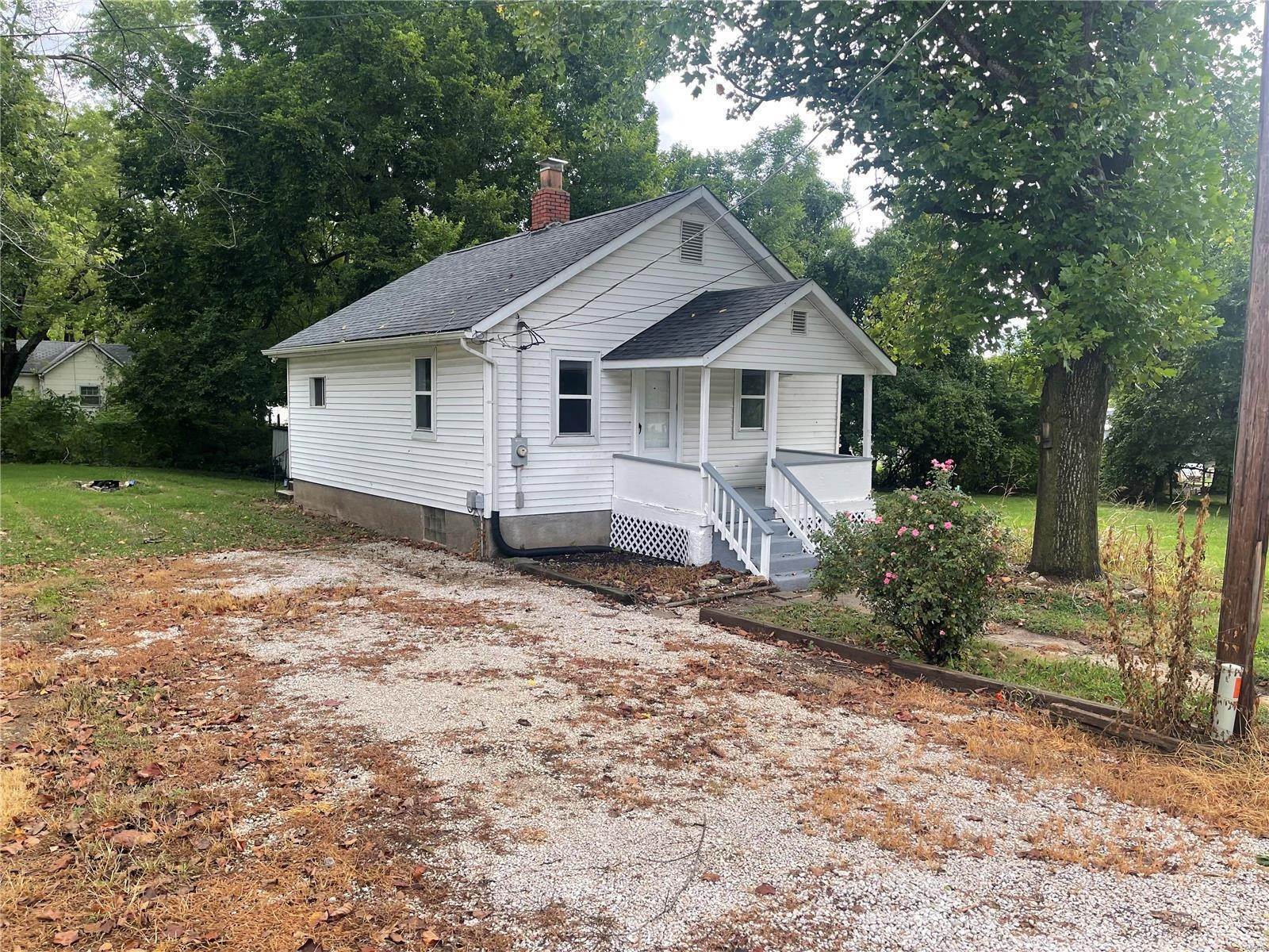 9. Single Family Homes for Sale at 3669 Hillsboro Hematite Road Festus, Missouri 63028 United States