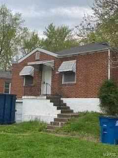 Property for Sale at 10055 Green Valley St. Louis, Missouri 63136 United States