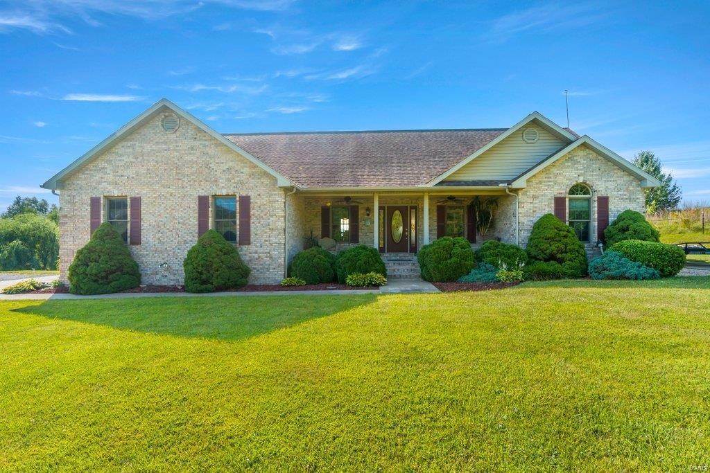 Single Family Homes for Sale at 6350 State Highway C Altenburg, Missouri 63732 United States