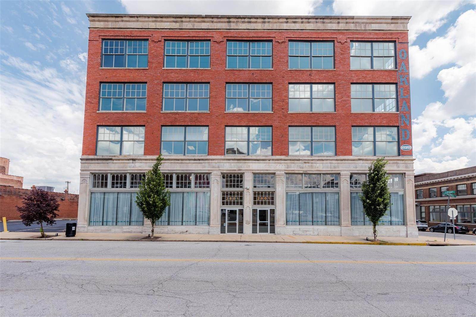 Commercial for Sale at 2801 Locust Street St. Louis, Missouri 63103 United States