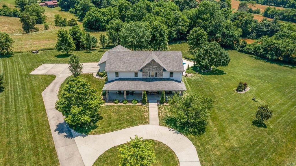 3. Single Family Homes for Sale at 453 Hilltop Meadows Drive Jackson, Missouri 63755 United States