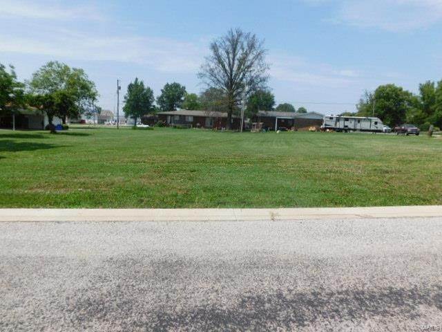Commercial for Sale at 8005 S 4th Street Breese, Illinois 62230 United States