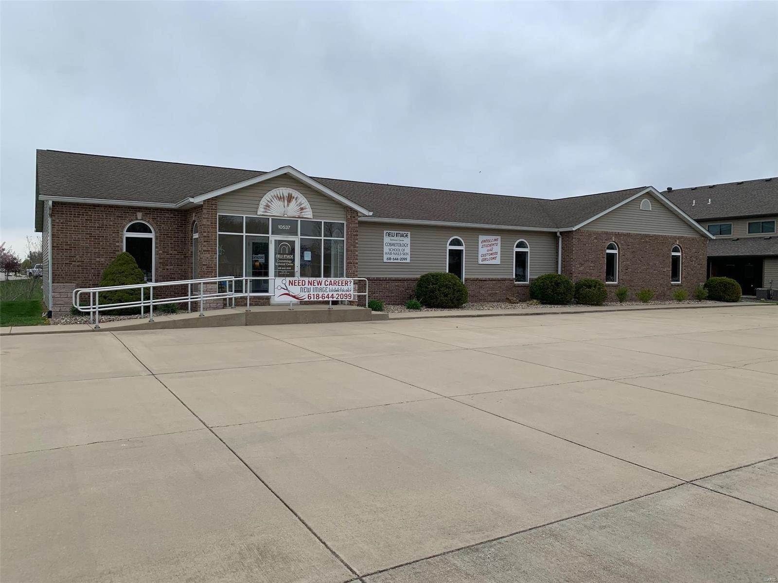 Commercial for Sale at 10537 Ellis Road St. Jacob, Illinois 62281 United States