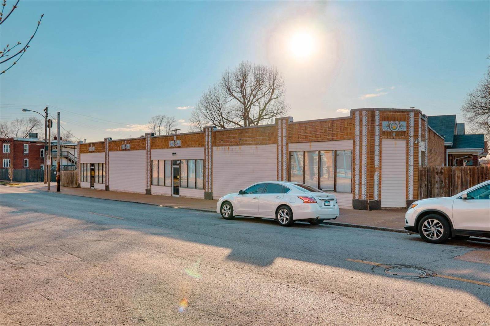 Commercial for Sale at 5400 Rhodes Avenue St. Louis, Missouri 63109 United States