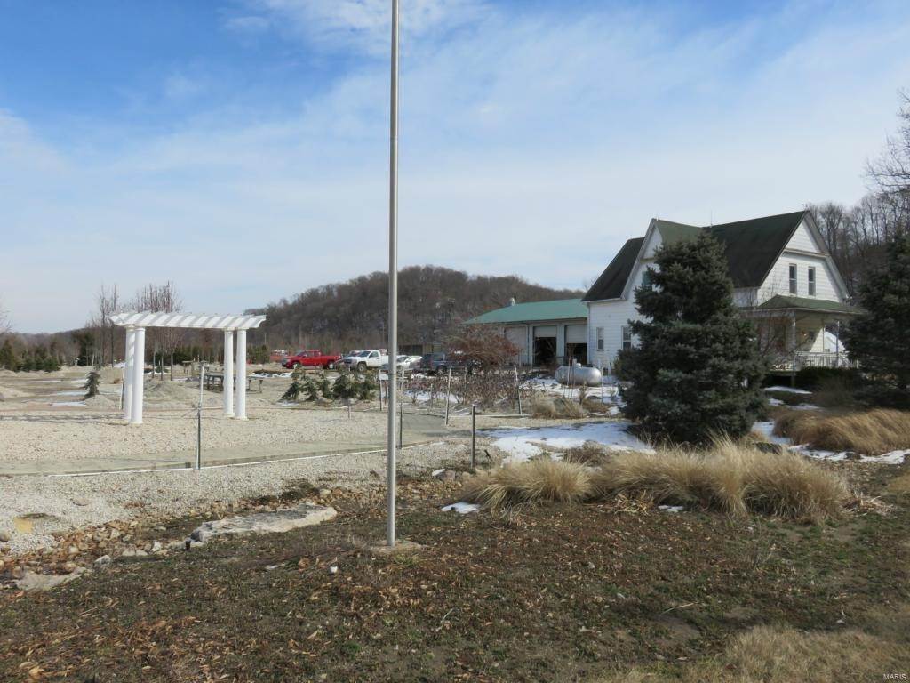 9. Commercial for Sale at 110 N Eatherton Road Chesterfield, Missouri 63005 United States