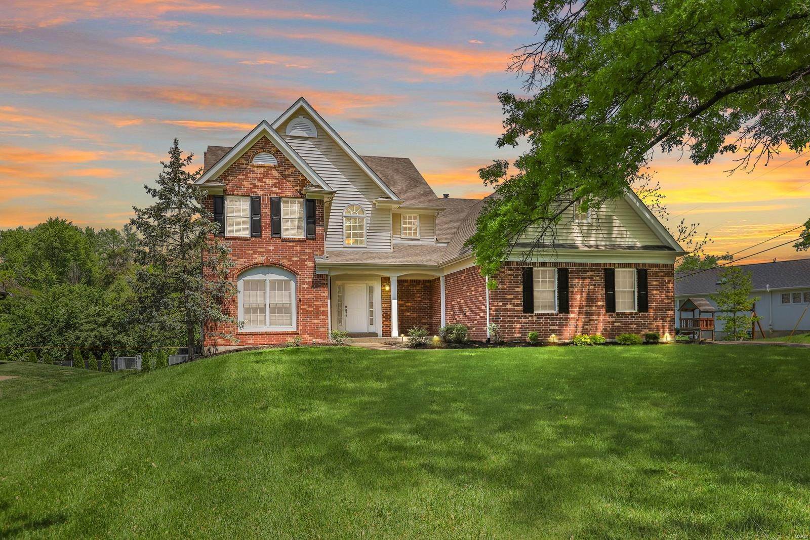 Single Family Homes for Sale at 3 Bon Hills Drive Olivette, Missouri 63132 United States