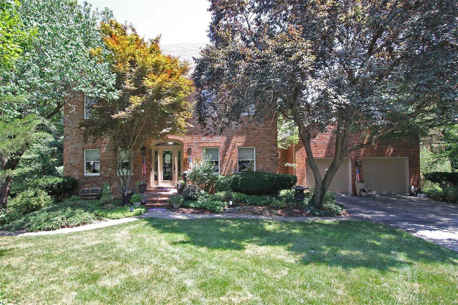 Property for Sale at 4002 Stoneledge Court Godfrey, Illinois 62035 United States