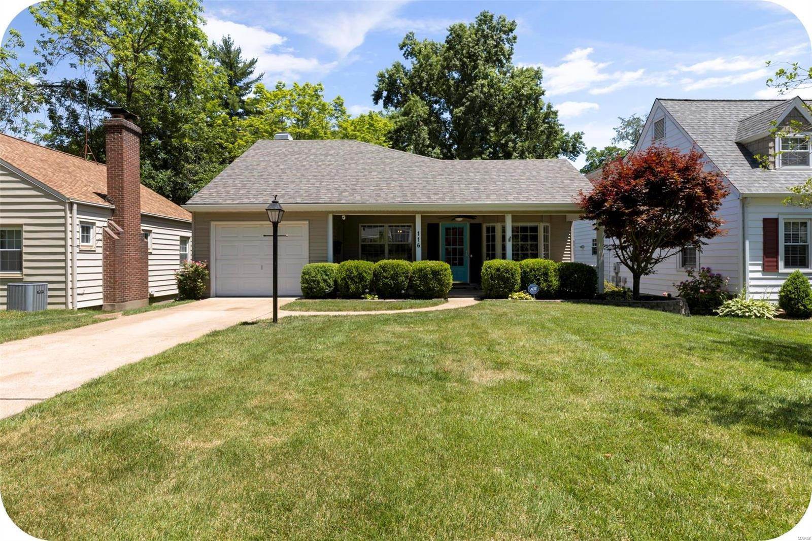 1. Single Family Homes for Sale at 116 Park Avenue Kirkwood, Missouri 63122 United States