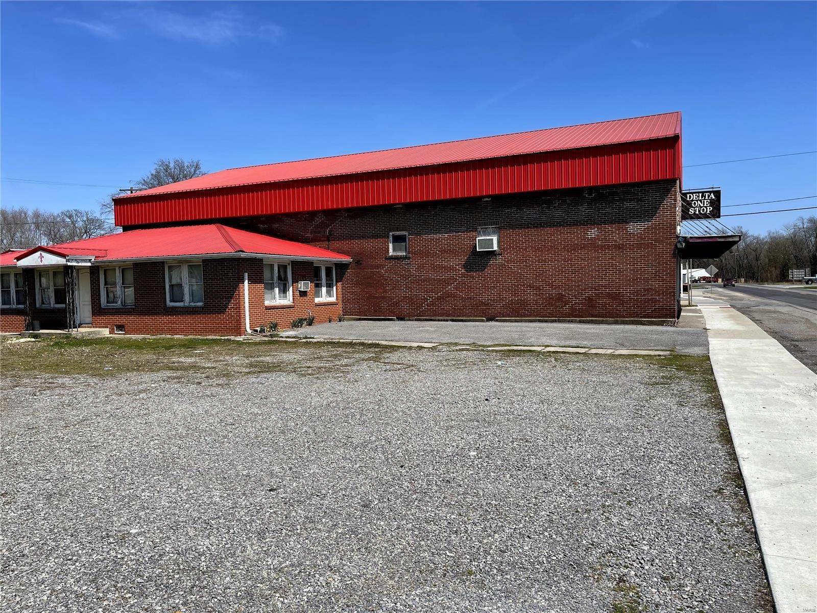 Commercial for Sale at 220 E State Street Delta, Missouri 63755 United States