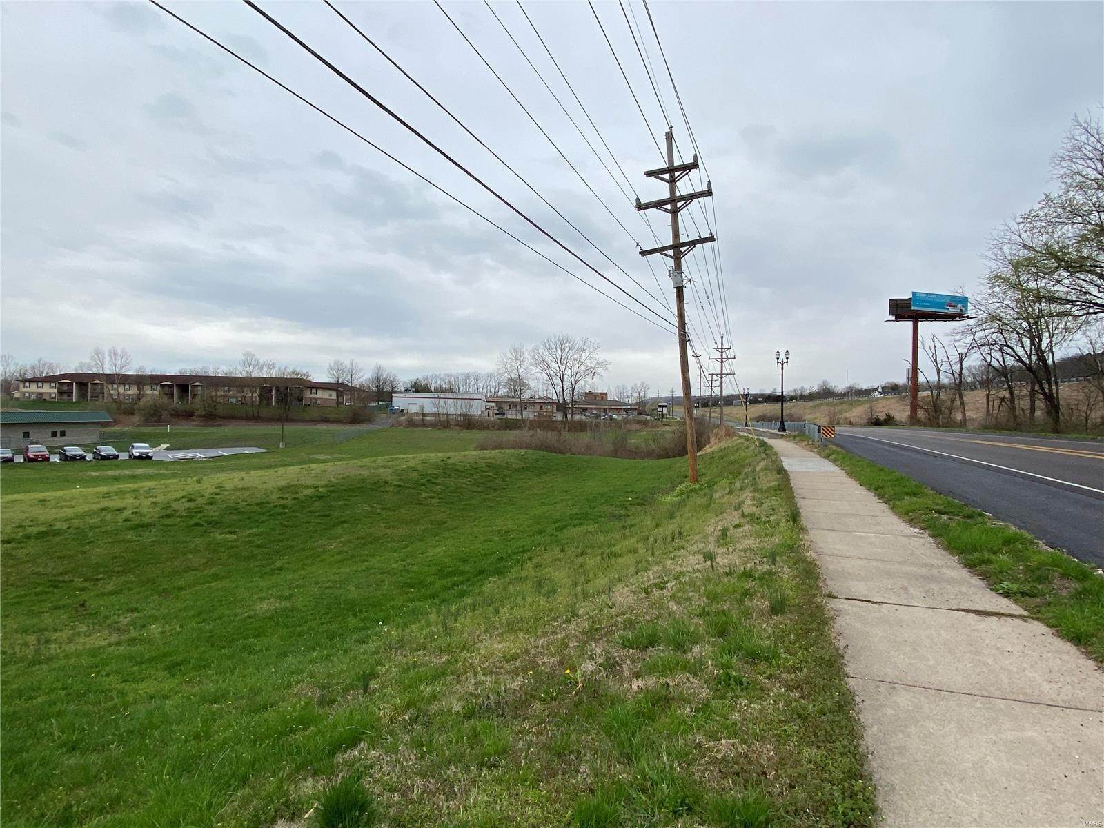 Commercial for Sale at 2500 W Osage Pacific, Missouri 63069 United States