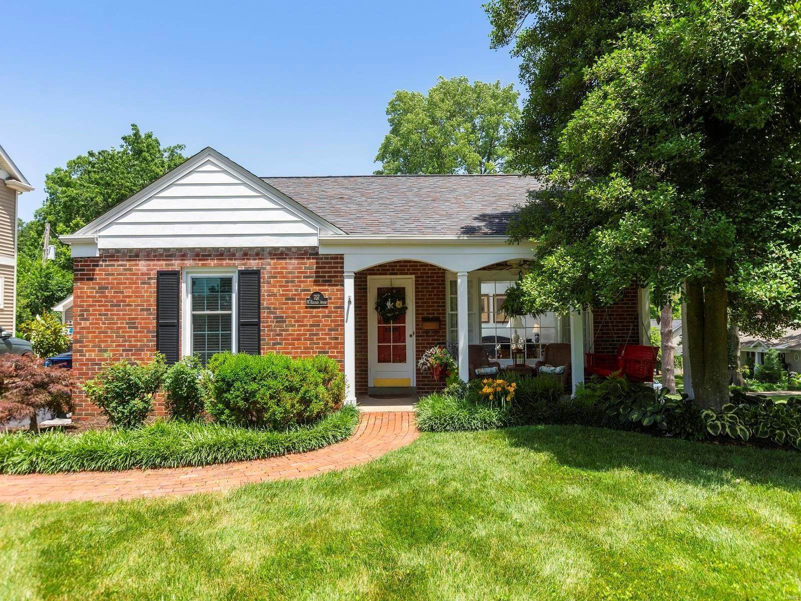 Single Family Homes for Sale at 751 W Kirkham Avenue Glendale, Missouri 63122 United States