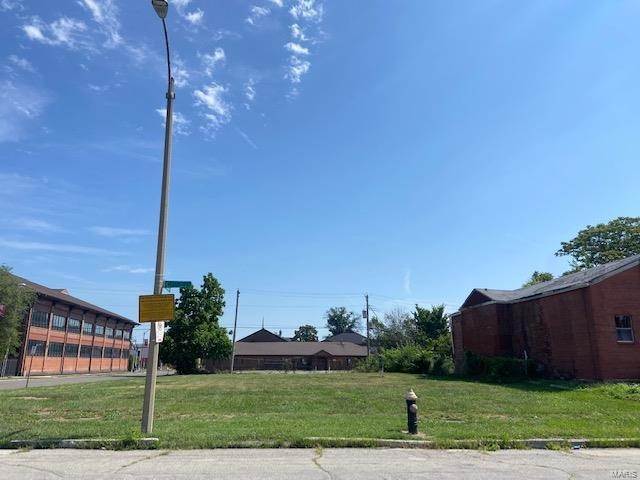 Land for Sale at 4373 Cook Avenue St. Louis, Missouri 63113 United States