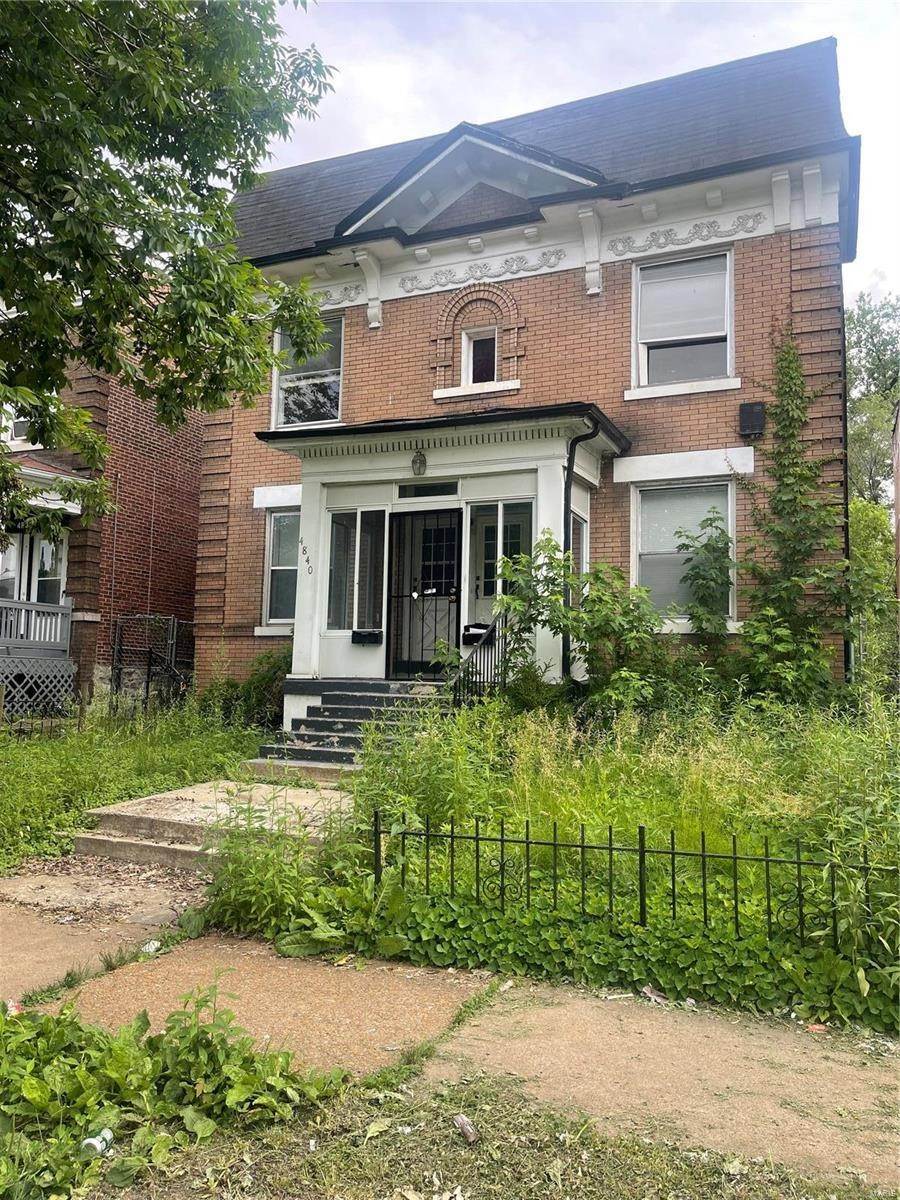 Residential Income for Sale at 4840 Hammett Place St. Louis, Missouri 63113 United States