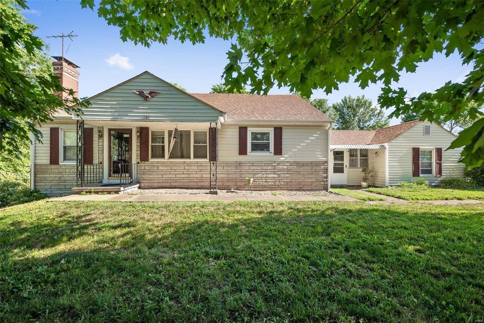 2. Single Family Homes for Sale at 114 Cuivre Street Old Monroe, Missouri 63369 United States