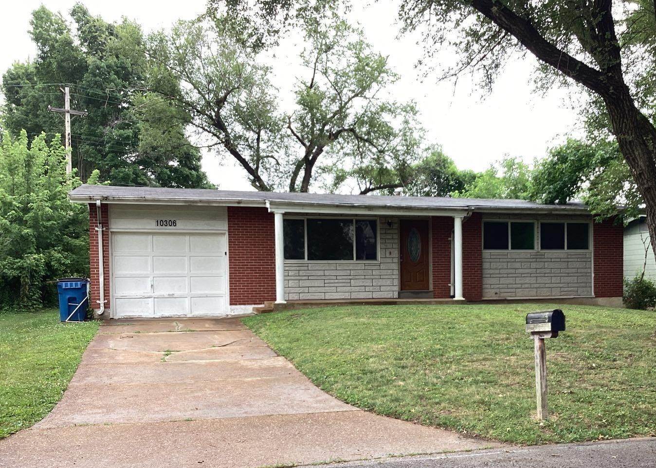 Property for Sale at 10306 Bon Oak Drive St. Louis, Missouri 63136 United States