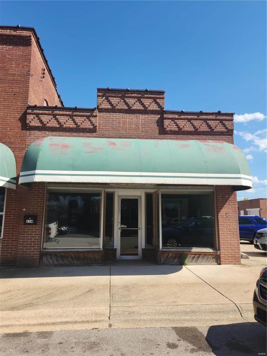 Commercial for Sale at 114 N 1st Street Owensville, Missouri 65066 United States