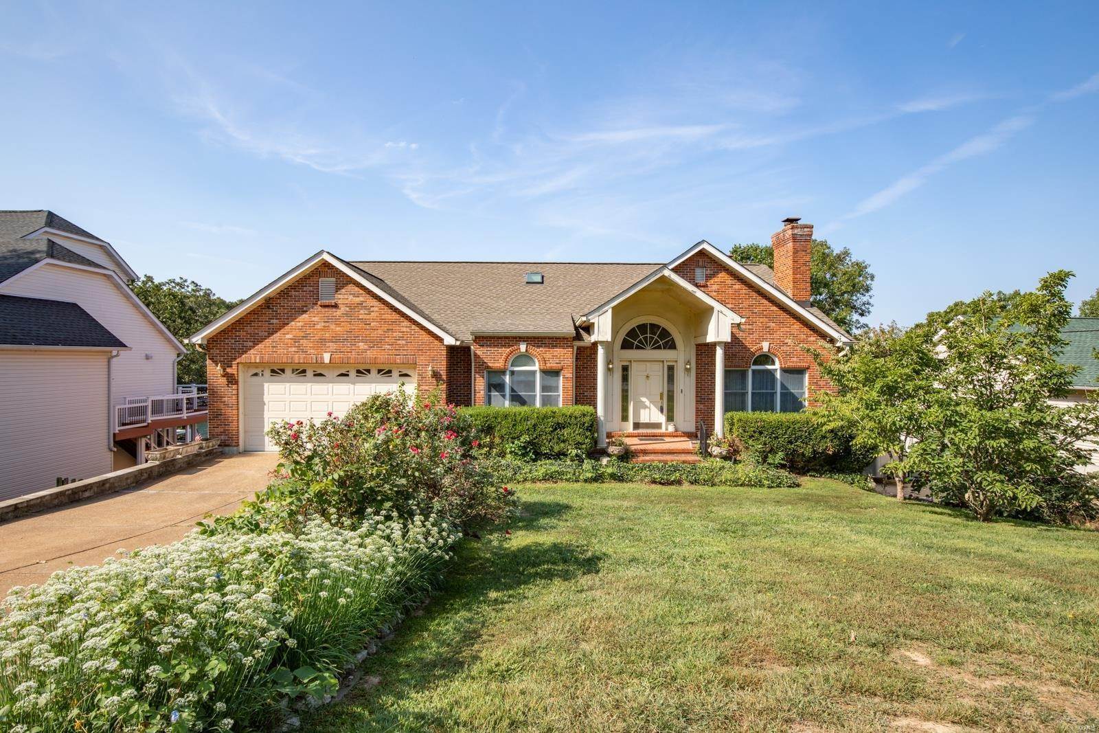 3. Single Family Homes for Sale at 9327 E Vista Drive Hillsboro, Missouri 63050 United States