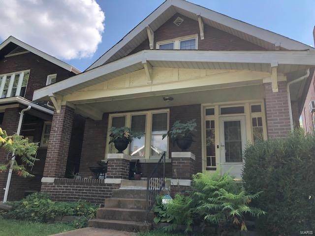 Single Family Homes for Sale at 4934 Murdoch Avenue St. Louis, Missouri 63109 United States