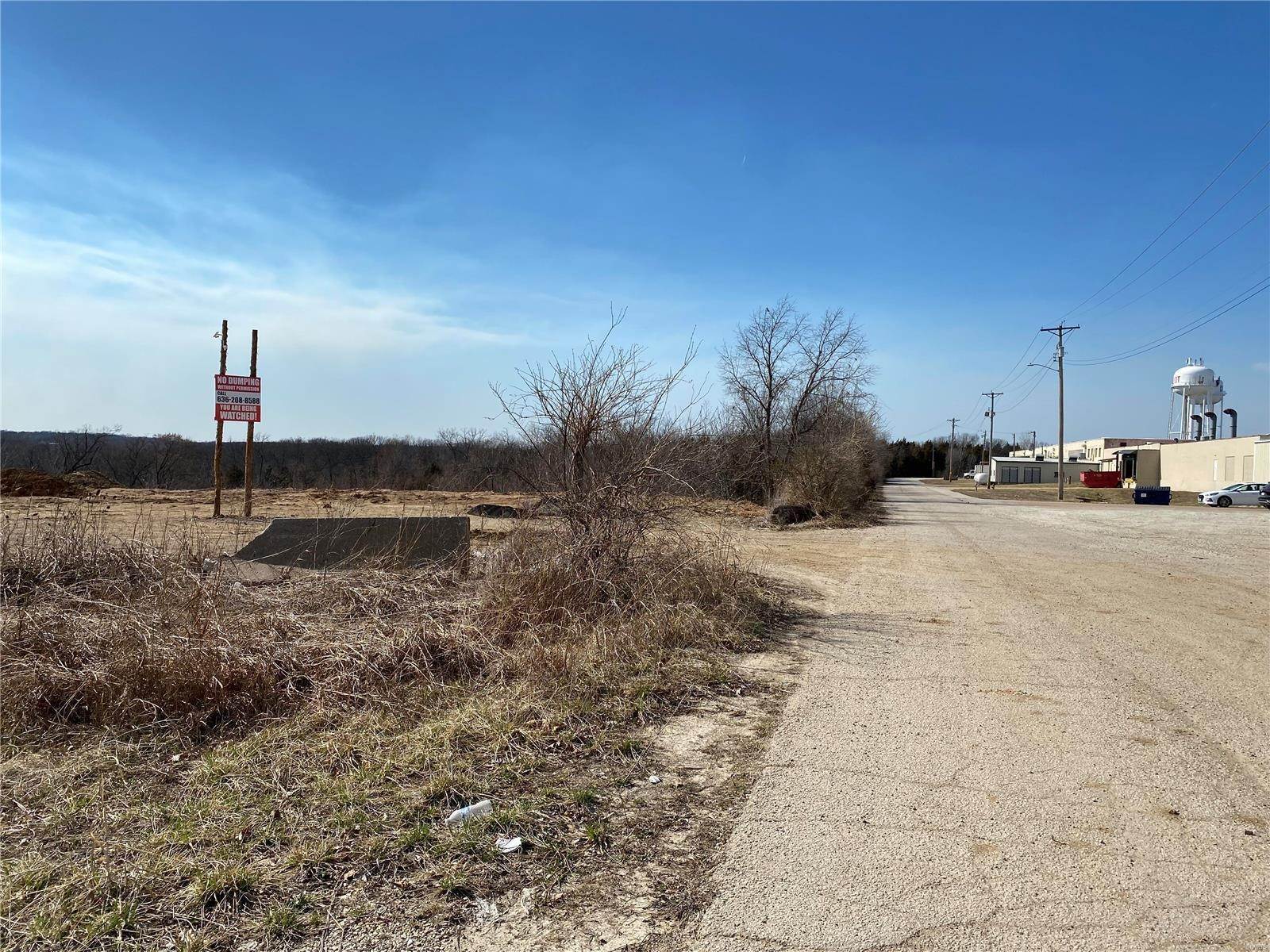 8. Commercial for Sale at Crews Drive St. Clair, Missouri 63077 United States