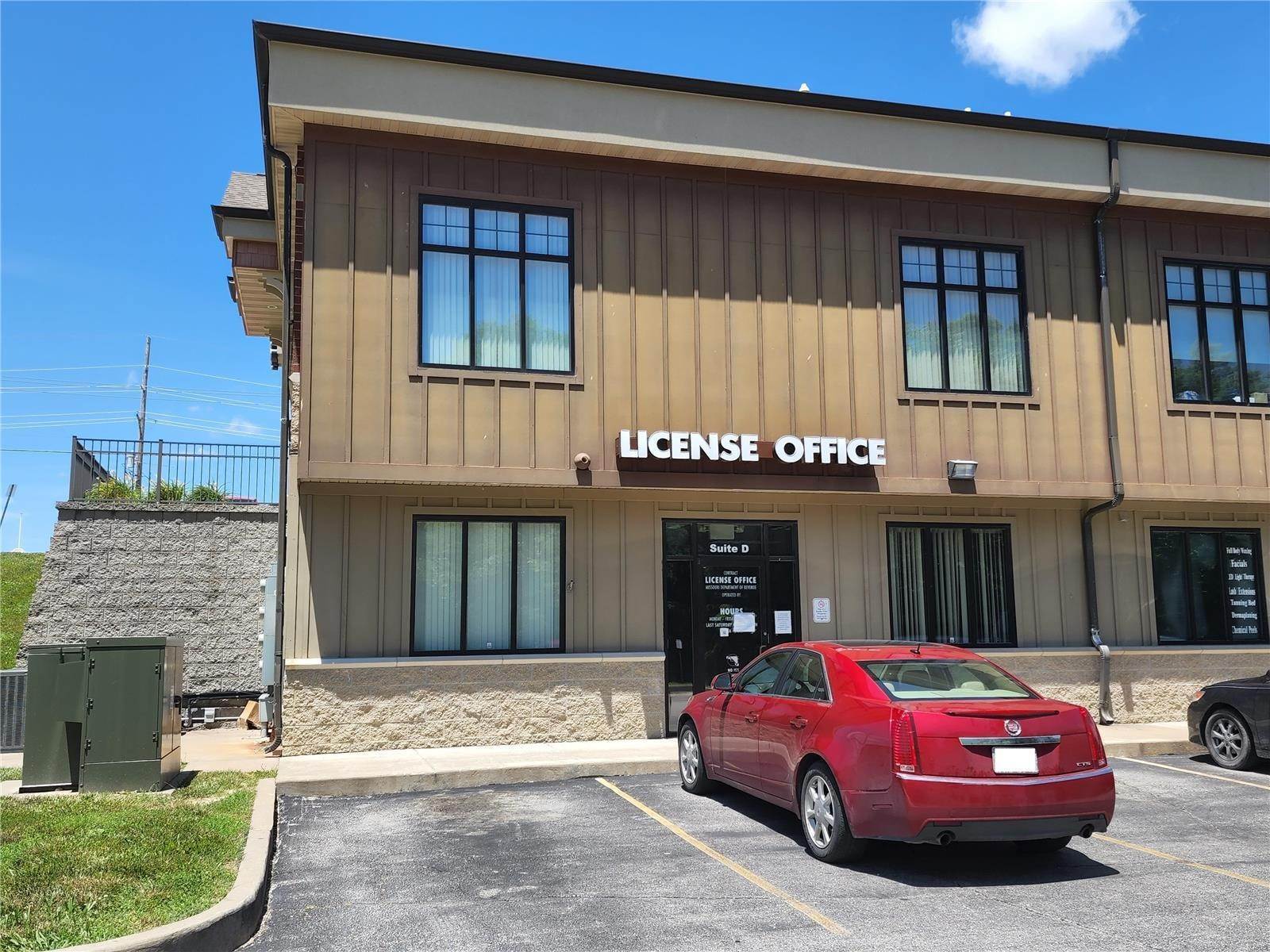 3. Commercial for Sale at 850 E Cherry Street Troy, Missouri 63379 United States