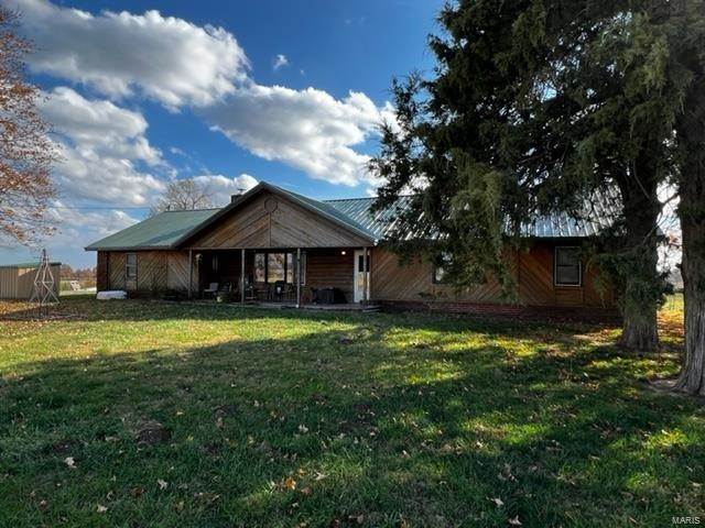 Single Family Homes for Sale at 1600 Jasmine Road-B Clever, Missouri 65631 United States