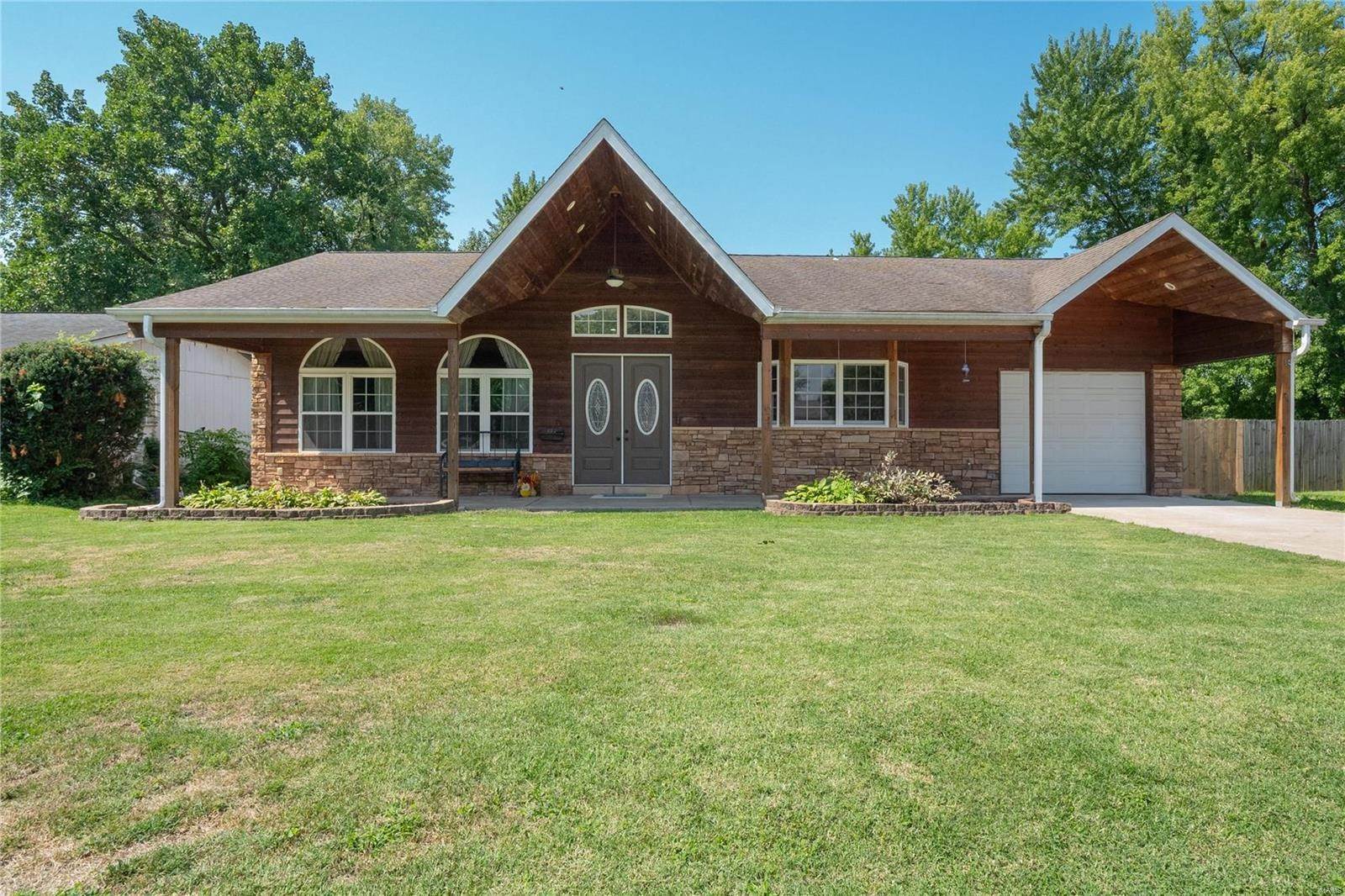Single Family Homes for Sale at 630 Lamplight Lane Hazelwood, Missouri 63042 United States