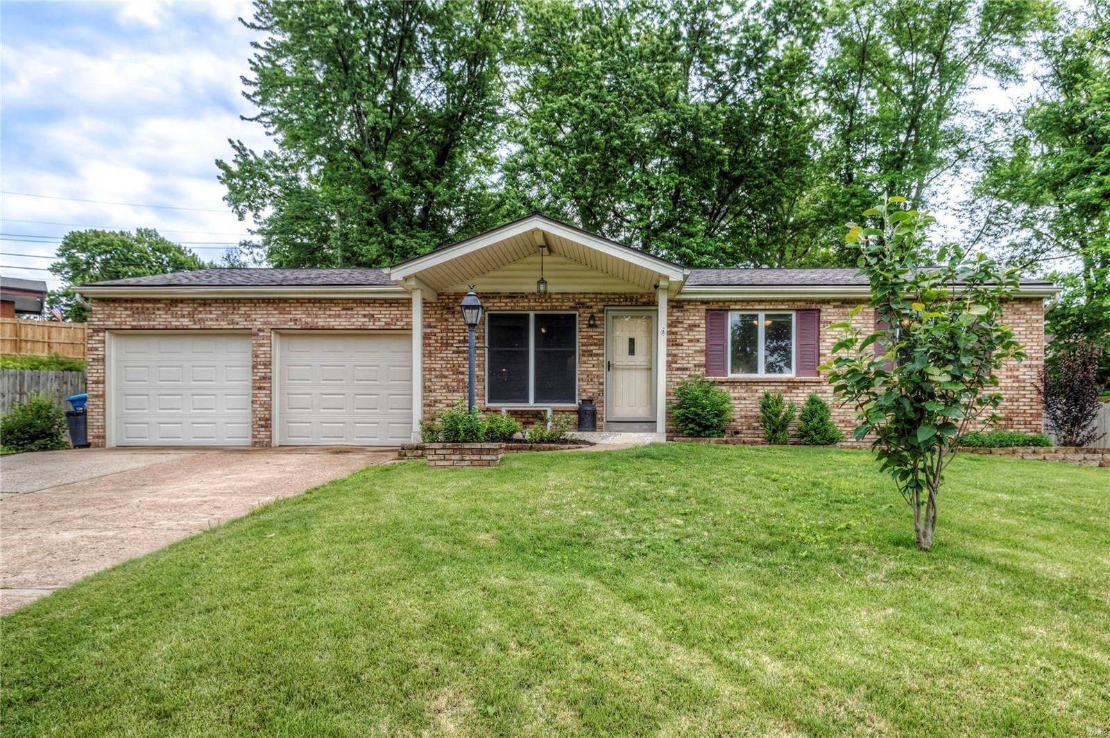 Single Family Homes for Sale at 4902 Rose Blossom Lane Hazelwood, Missouri 63042 United States