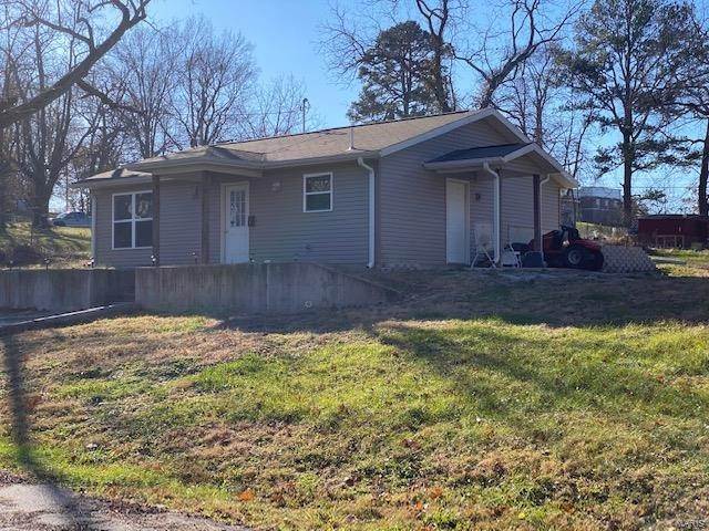 Property for Sale at 715 Second Street Houston, Missouri 65483 United States