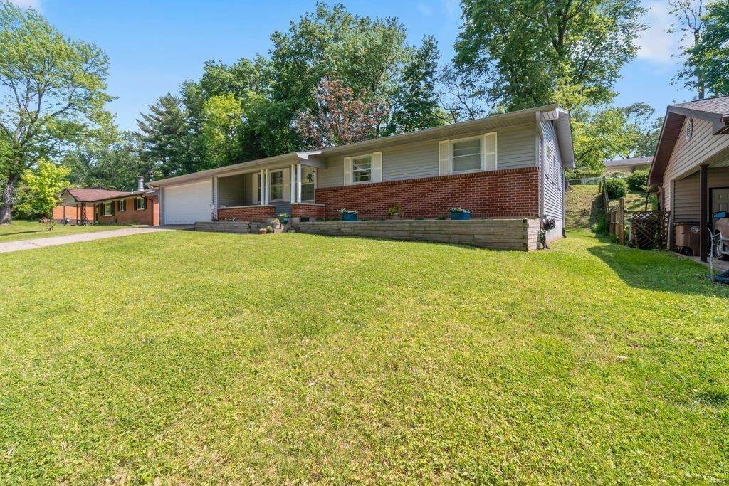 2. Single Family Homes for Sale at 1841 Georgia Street Cape Girardeau, Missouri 63701 United States