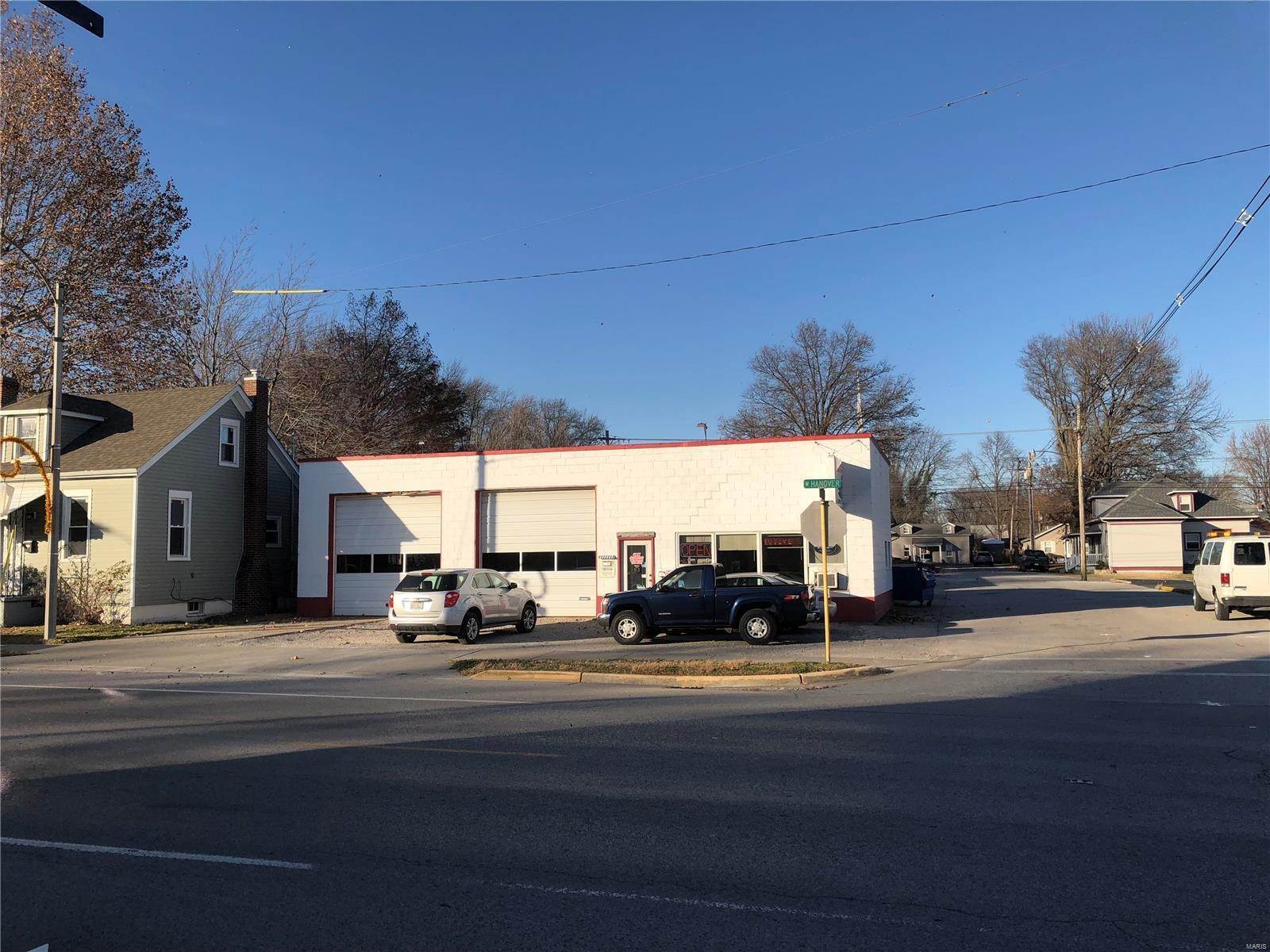 Commercial for Sale at 2 W Hanover New Baden, Illinois 62265 United States