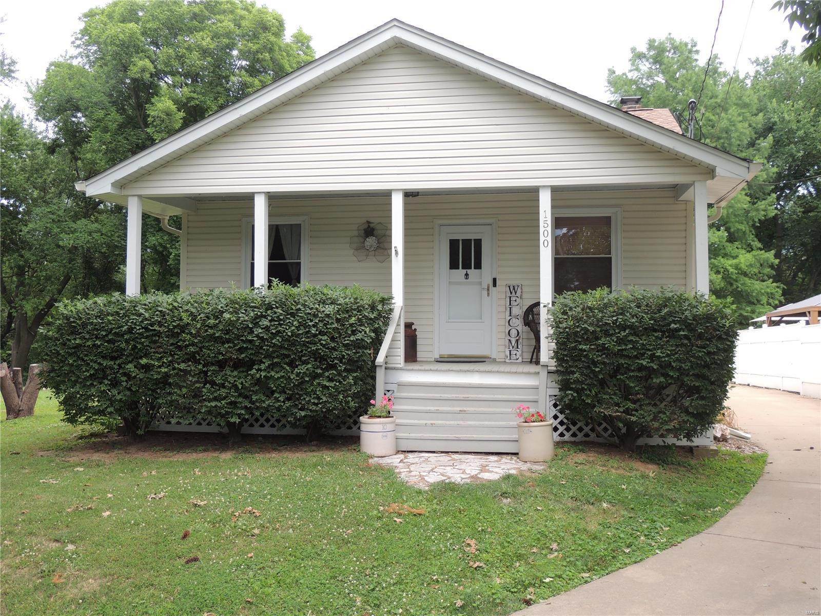 Property for Sale at 1500 N Elizabeth Avenue St. Louis, Missouri 63135 United States