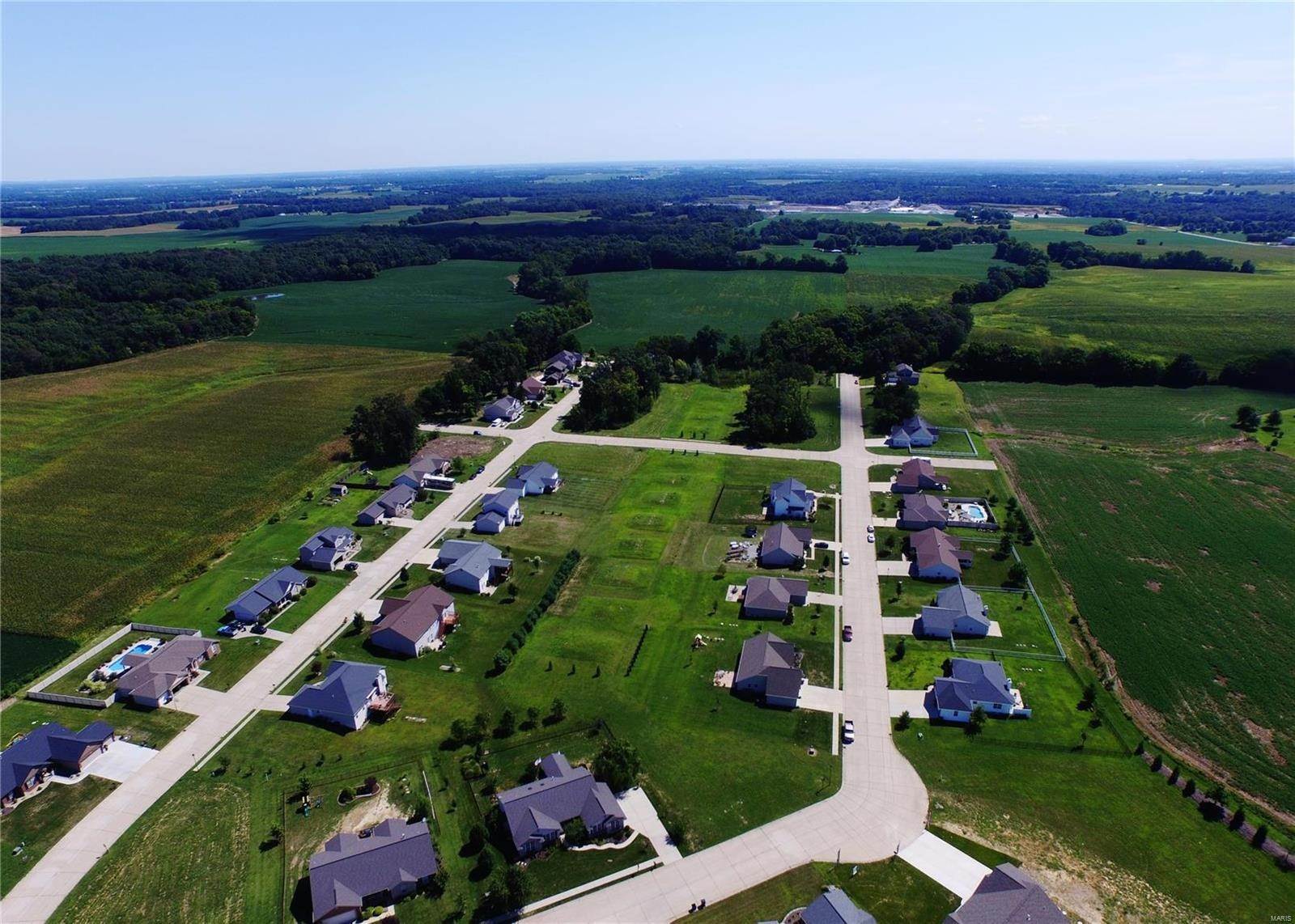 5. Land for Sale at 5914 Willow Oak Lane Waterloo, Illinois 62298 United States