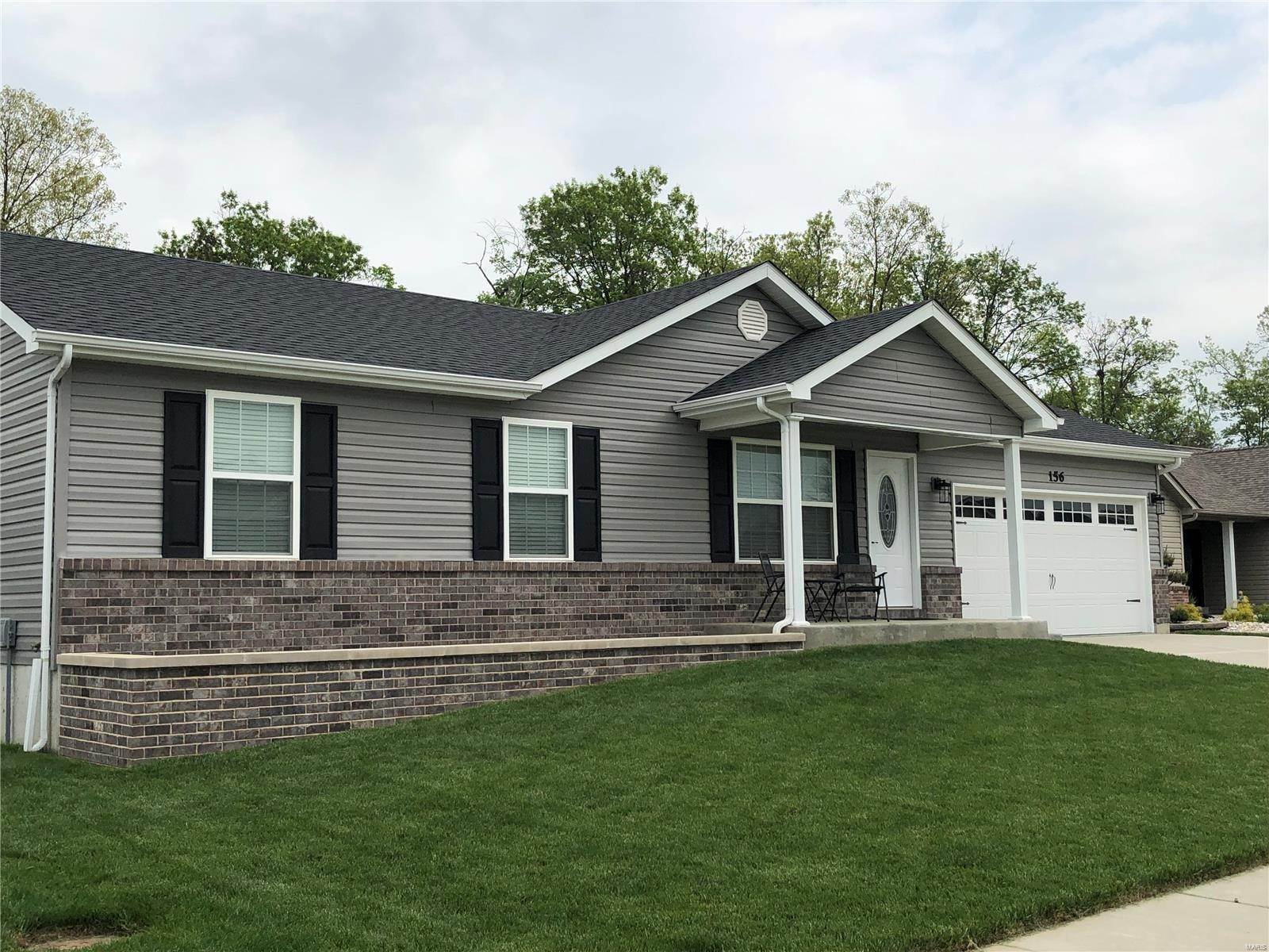 8. Single Family Homes for Sale at 156 Lake Tucci Circle Wright City, Missouri 63390 United States