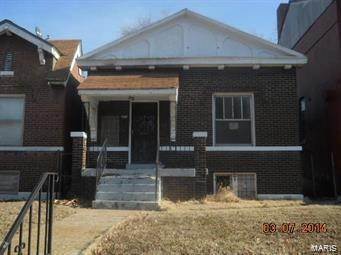 Single Family Homes for Sale at 4801 Labadie Avenue St. Louis, Missouri 63115 United States