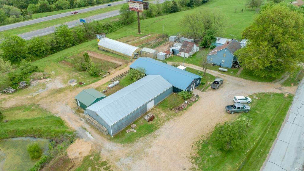 7. Single Family Homes for Sale at 16386 New Bremen Road Ste. Genevieve, Missouri 63670 United States