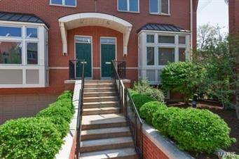 Residential Lease at 2 West Pine Court St. Louis, Missouri 63108 United States