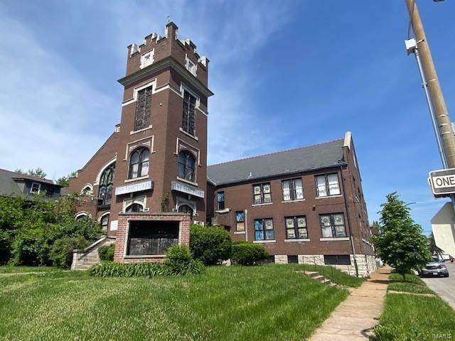 Property for Sale at 4443 Red Bud Avenue St. Louis, Missouri 63115 United States