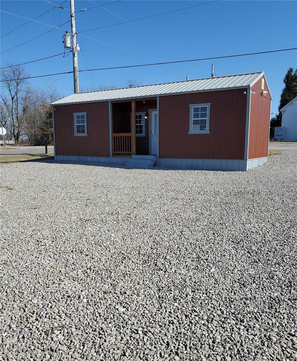 Commercial for Sale at 201 S Pine Street Conway, Missouri 65632 United States
