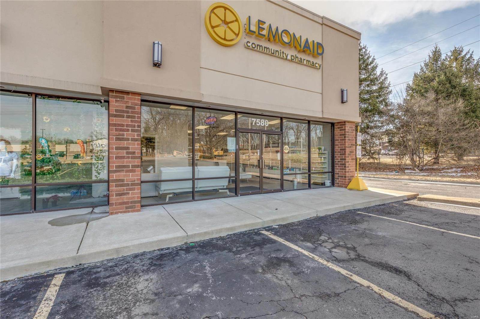 12. Commercial for Sale at 7570 Watson St. Louis, Missouri 63119 United States