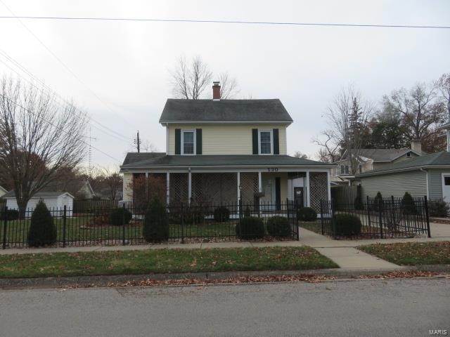 Property for Sale at 530 W Summer Street Hillsboro, Illinois 62049 United States