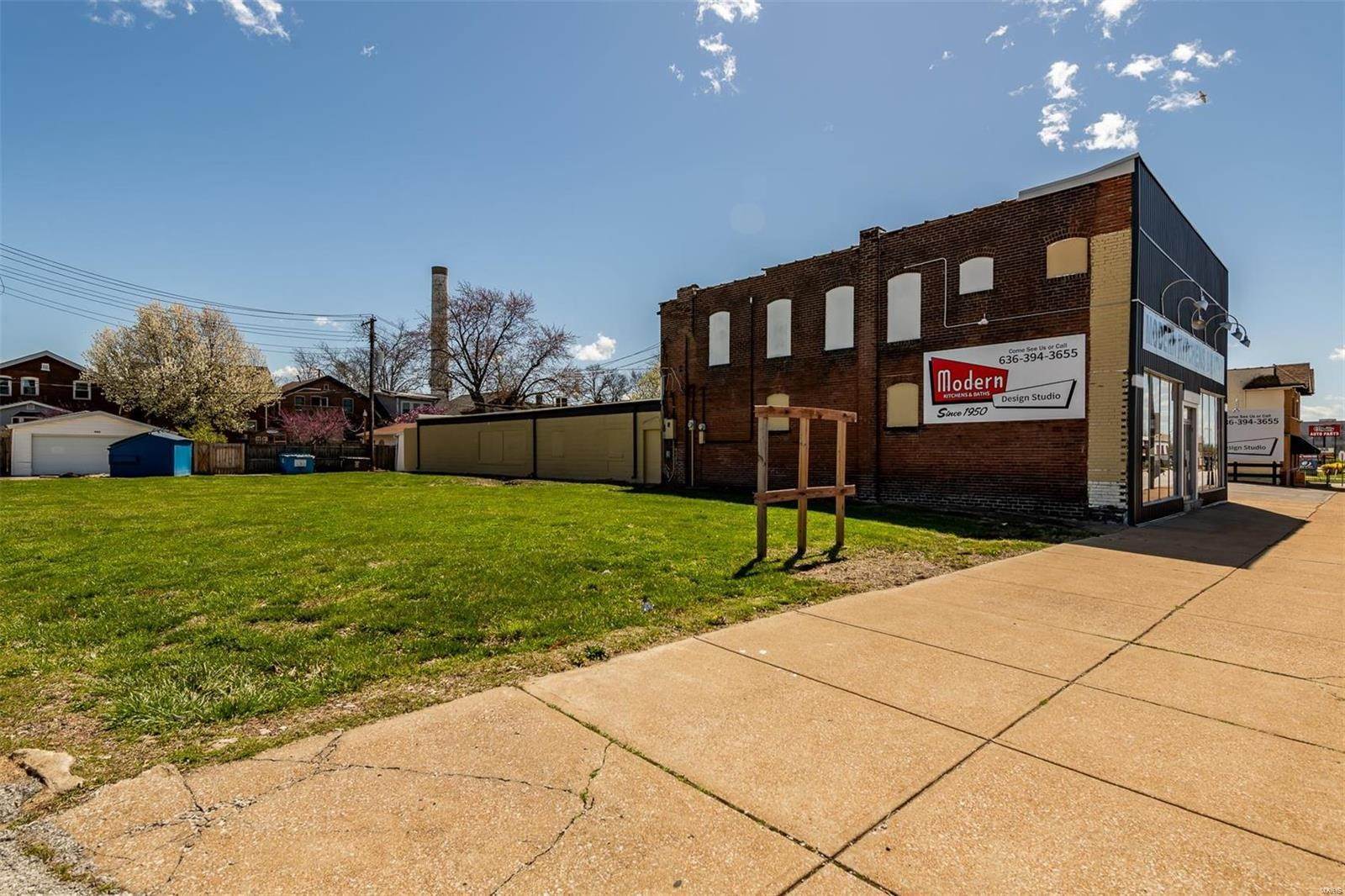 3. Commercial for Sale at 3120 S Kingshighway Boulevard St. Louis, Missouri 63139 United States