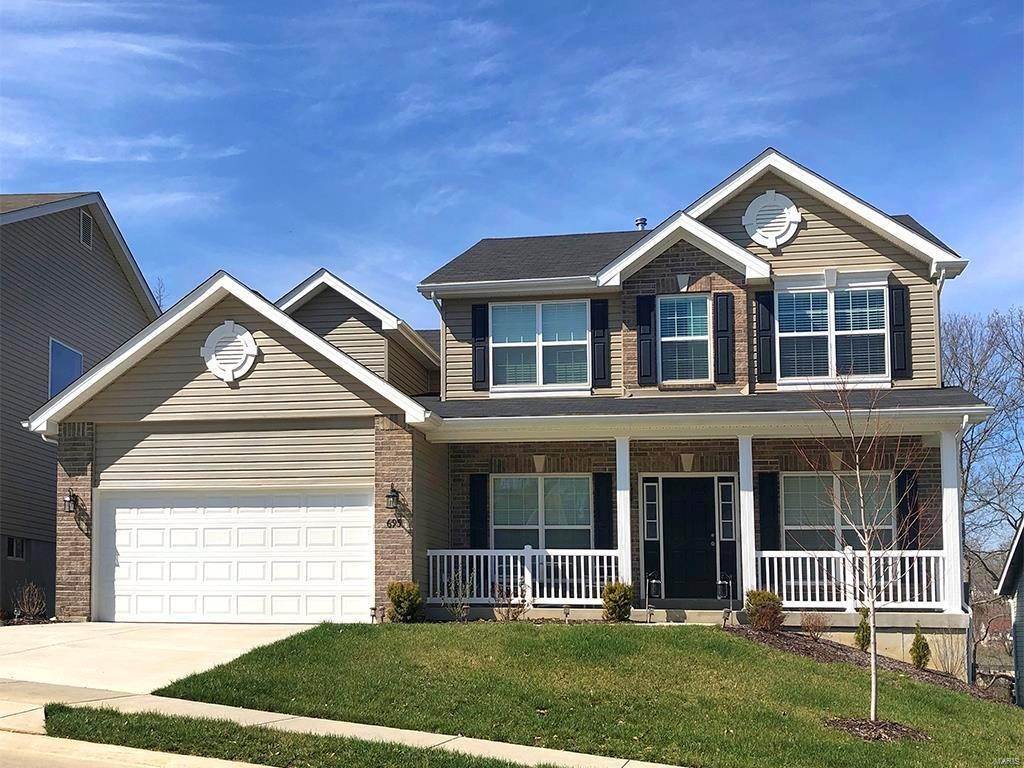 Single Family Homes for Sale at 2 Hermitage Ii At Crestwood St. Louis, Missouri 63126 United States
