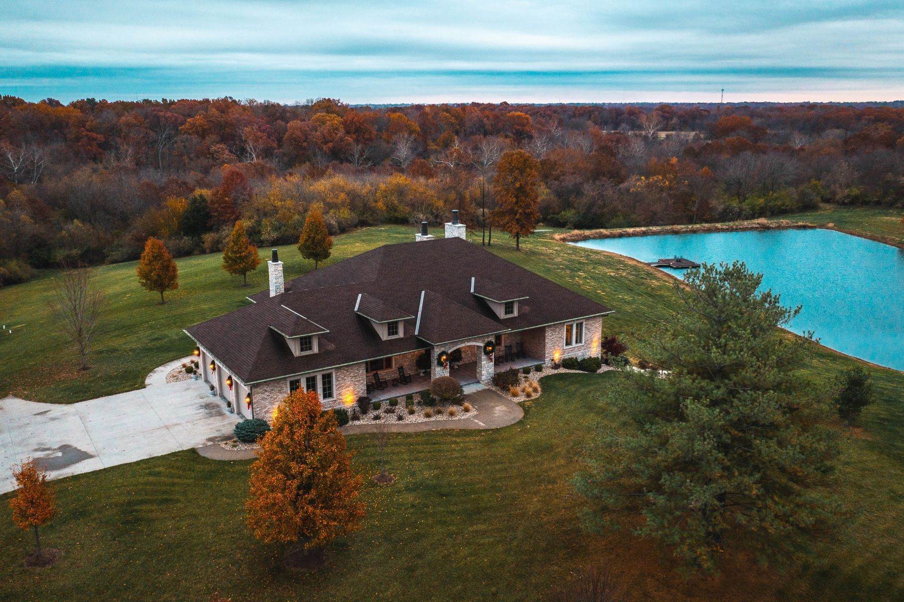 33. Land for Sale at Authentic Country Estate with Sophisticated Features 100 Quail Valley Drive Godfrey, Illinois 62035 United States