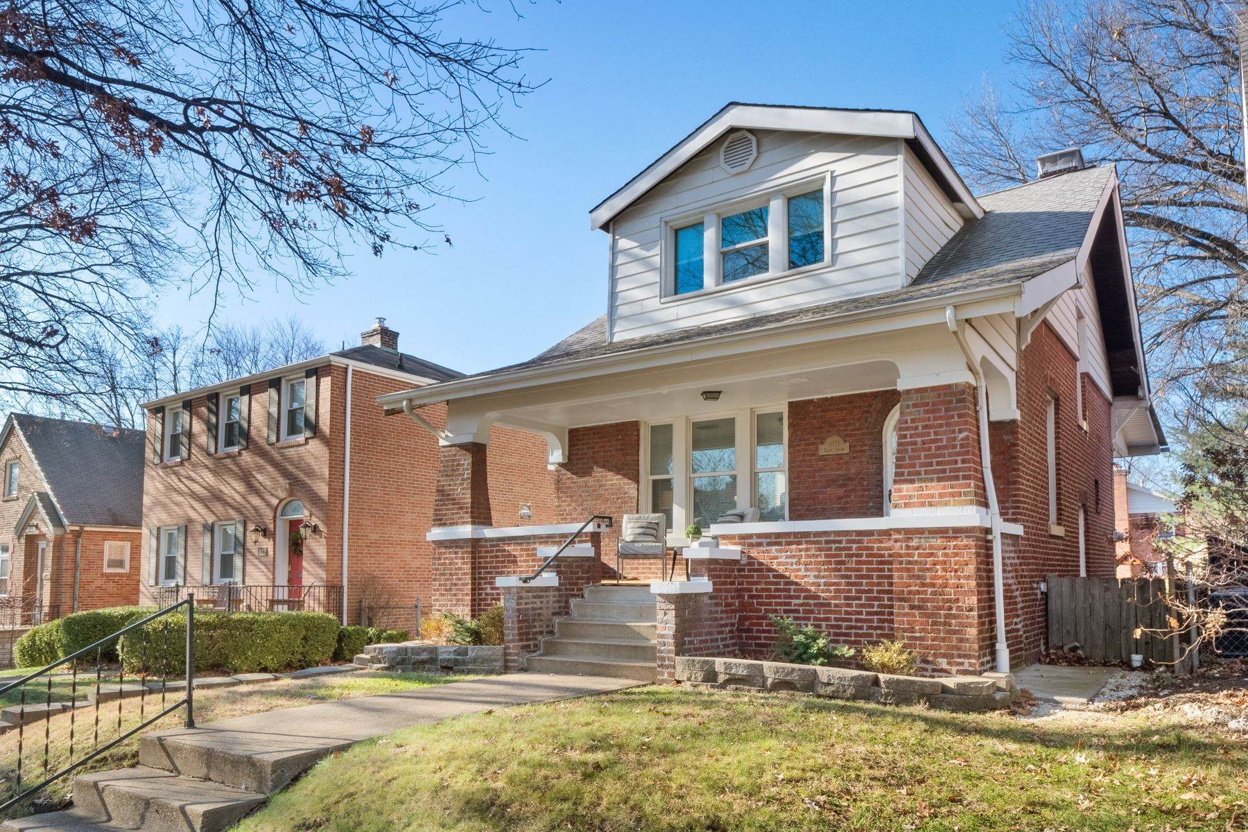 Single Family Homes for Sale at One of the Most Sought-After Neighborhoods in the Central Corridor 1121 Ralph Terrace Richmond Heights, Missouri 63117 United States