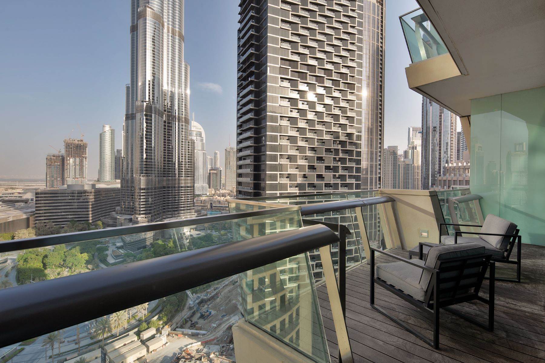 Apartments at 5BR Fully Upgraded Furnished Triplex Penthouse Dubai, Dubai United Arab Emirates